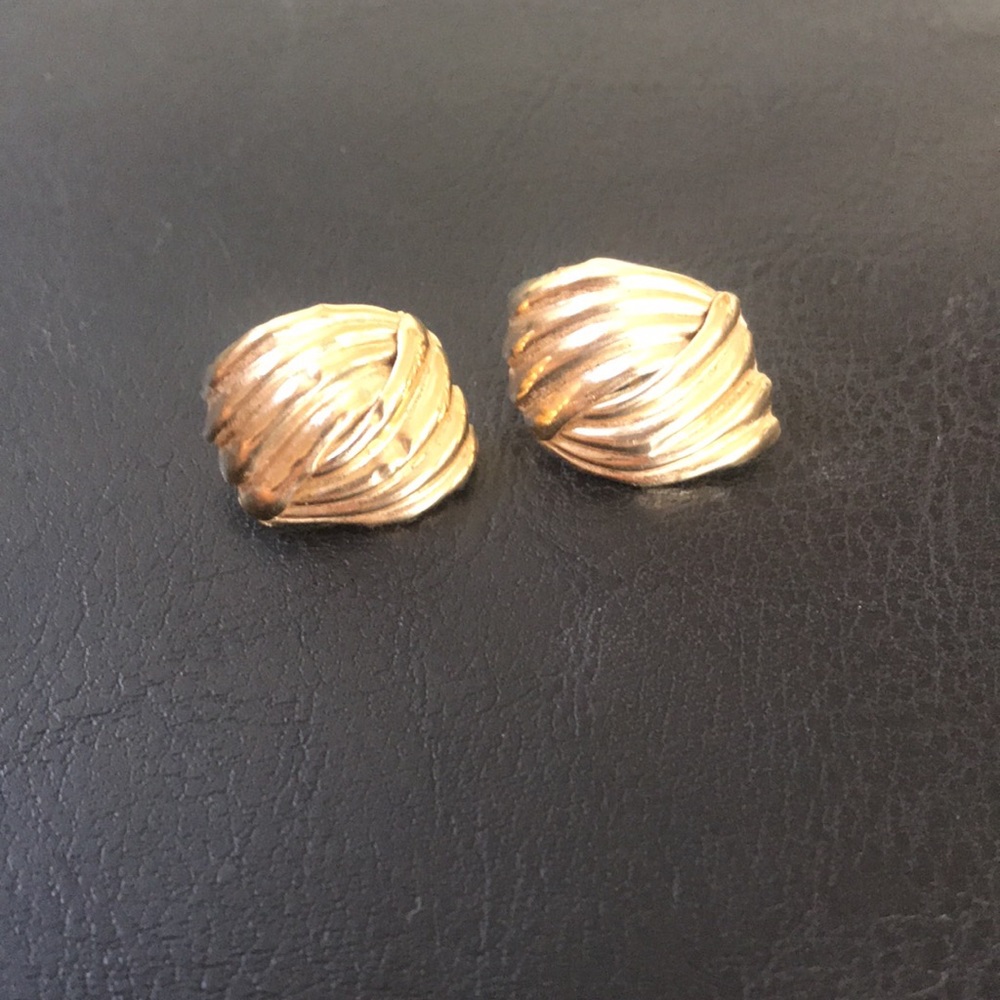 Cute gold earrings with box and gold bracelet.